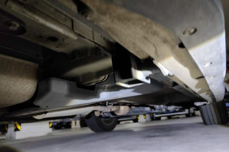 Used Land Rover Discovery Sport 2017 2.0T SE Chassis Rear Right