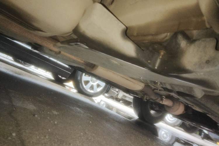 Used Land Rover Discovery Sport 2017 2.0T PURE Chassis Rear Right