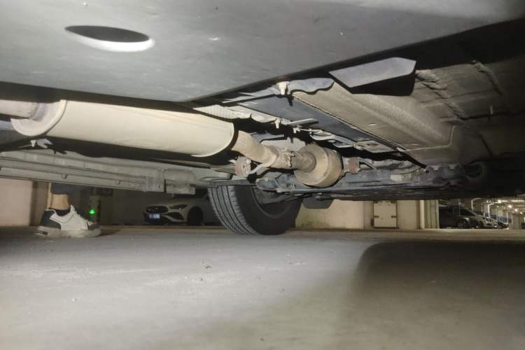 Used Land Rover Discovery Sport 2017 2.0T SE Chassis Rear Right