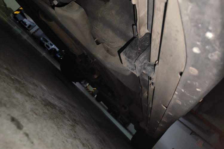 Used Land Rover Discovery Sport 2017 2.0T SE Chassis Rear Right