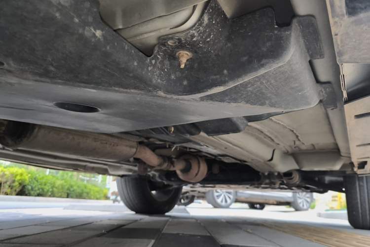 Used Land Rover Discovery Sport 2017 2.0T SE Chassis Rear Right
