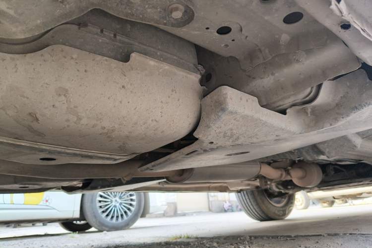 Used Land Rover Discovery Sport 2017 2.0T PURE Chassis Rear Right