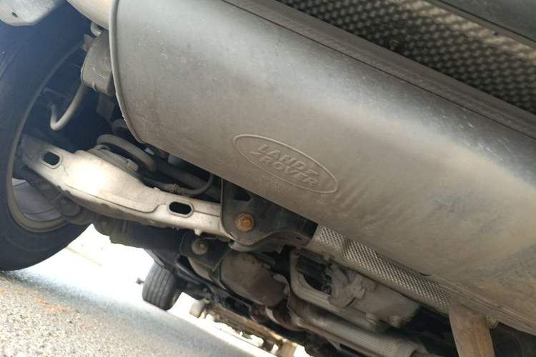 Used Land Rover Discovery Sport 2017 2.0T SE Chassis Rear