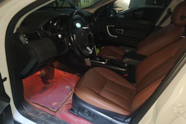 Used Land Rover Discovery Sport 2017 2.0T SE Driver Seat