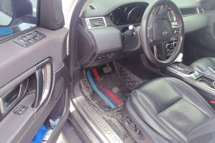 Used Land Rover Discovery Sport 2017 2.0T PURE Driver Seat