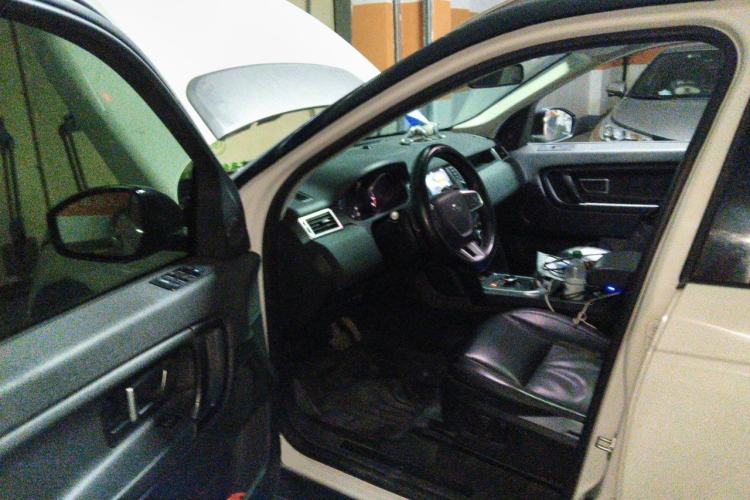 Used Land Rover Discovery Sport 2017 2.0T PURE Driver Seat