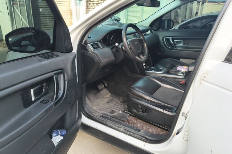 Used Land Rover Discovery Sport 2017 2.0T PURE Driver Seat