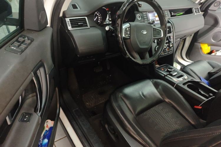 Used Land Rover Discovery Sport 2017 2.0T PURE Driver Seat
