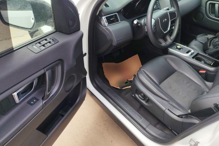 Used Land Rover Discovery Sport 2017 2.0T PURE Driver Seat