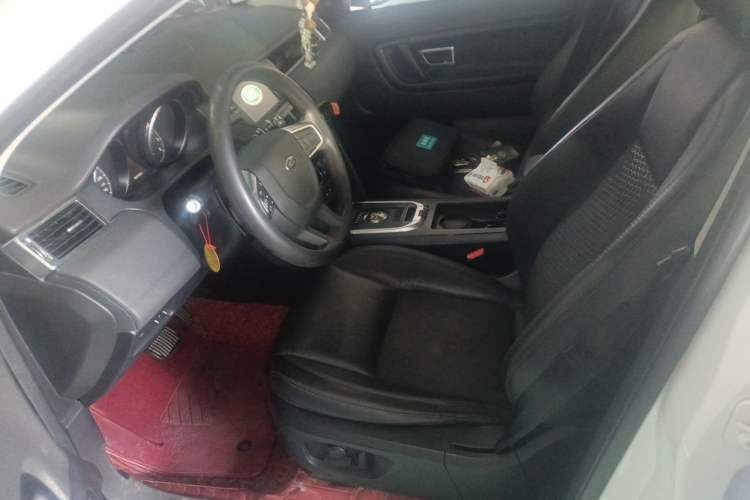 Used Land Rover Discovery Sport 2017 2.0T PURE Driver Seat