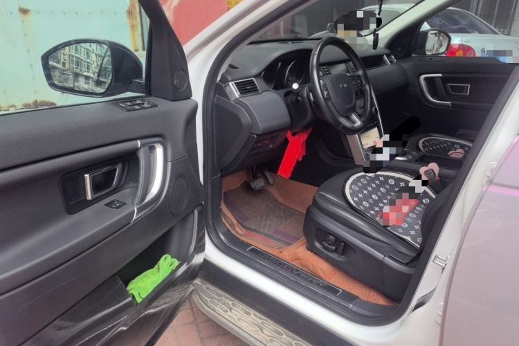 Used Land Rover Discovery Sport 2017 2.0T SE Driver Seat