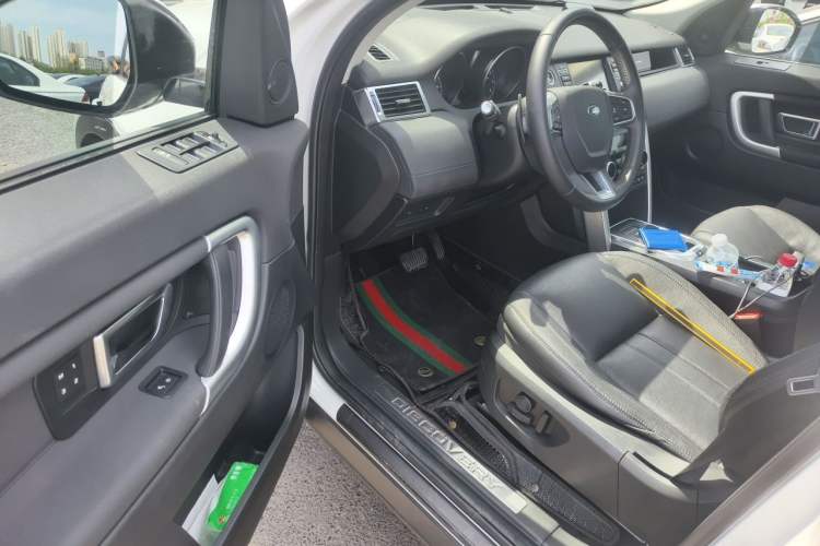 Used Land Rover Discovery Sport 2017 2.0T HSE Driver Seat