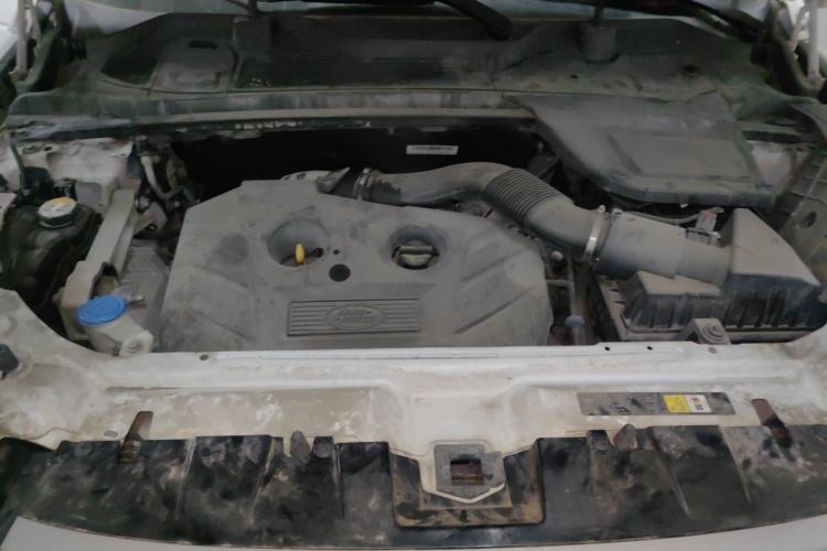 Used Land Rover Discovery Sport 2017 2.0T PURE Engine Bay
