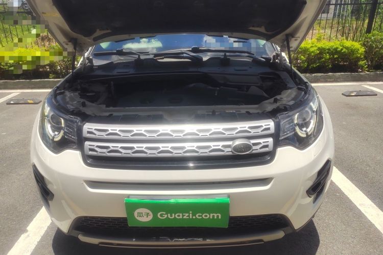 Used Land Rover Discovery Sport 2017 2.0T HSE Engine Bay