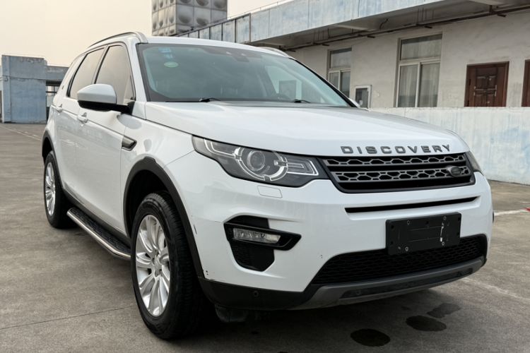 Used Land Rover Discovery Sport 2017 2.0T SE Exterior 1