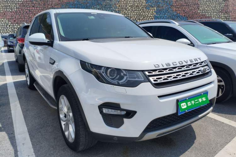 Used Land Rover Discovery Sport 2017 2.0T HSE Exterior 1