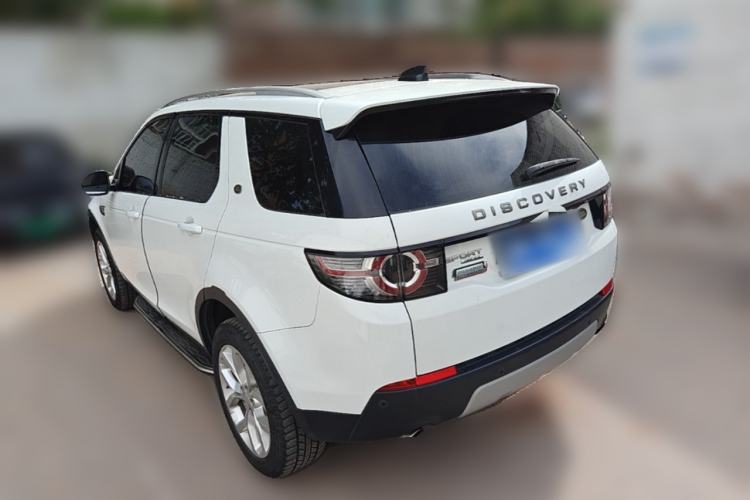 Used Land Rover Discovery Sport 2017 2.0T HSE Exterior 2