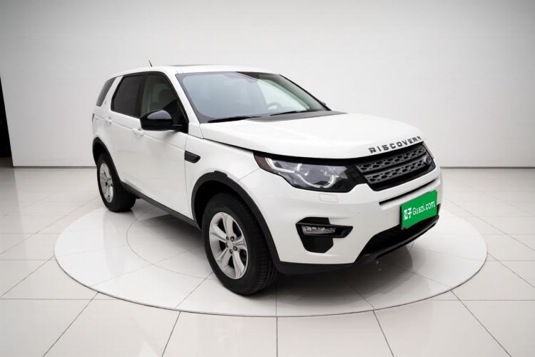 Used Land Rover Discovery Sport 2017 2.0T PURE Exterior 2