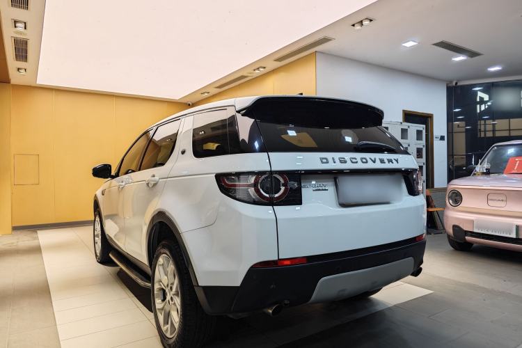 Used Land Rover Discovery Sport 2017 2.0T HSE Exterior 8