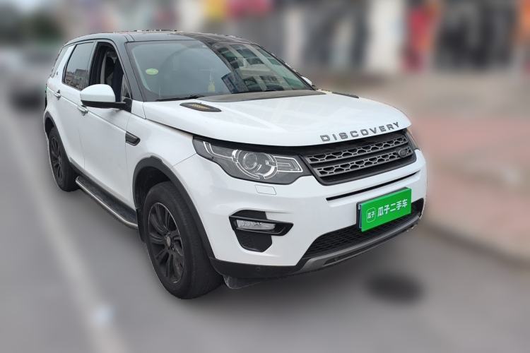 Used Land Rover Discovery Sport 2017 2.0T SE Front Right 45 Deg