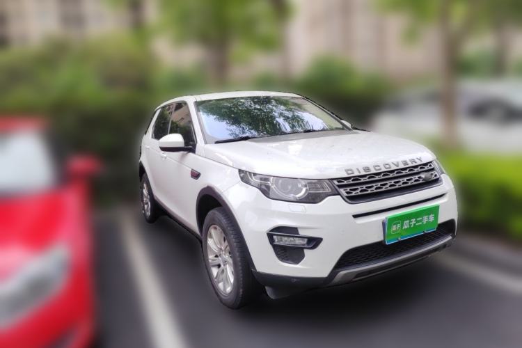 Used Land Rover Discovery Sport 2017 2.0T SE Front Right 45 Deg