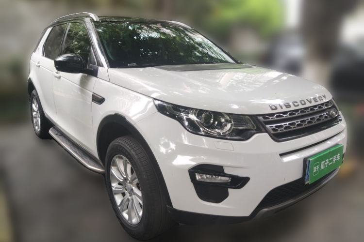 Used Land Rover Discovery Sport 2017 2.0T SE Front Right 45 Deg