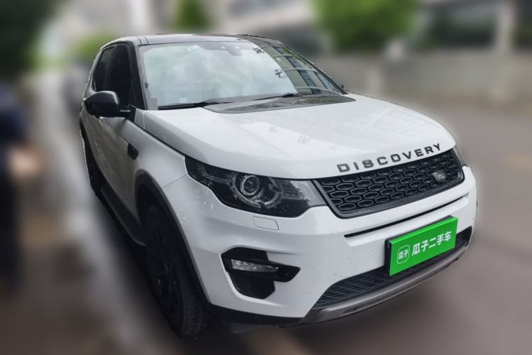 Used Land Rover Discovery Sport 2017 2.0T HSE Front Right 45 Deg