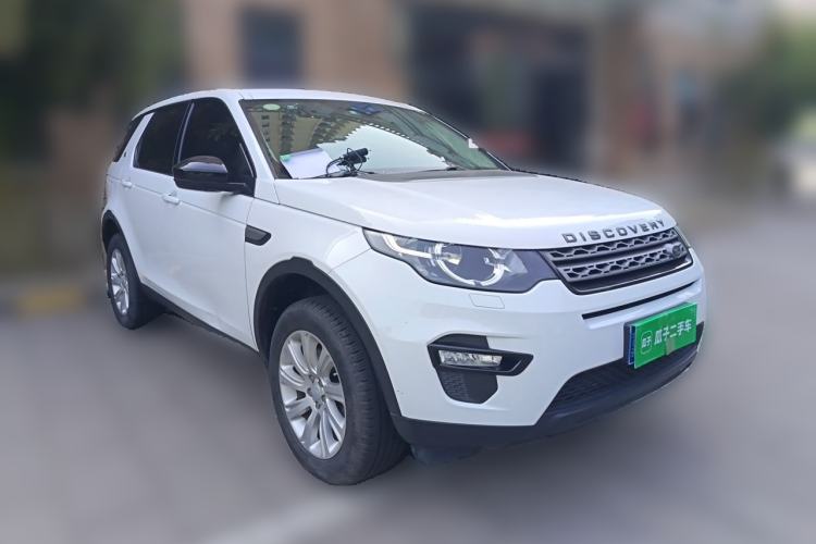 Used Land Rover Discovery Sport 2017 2.0T SE Front Right 45 Deg