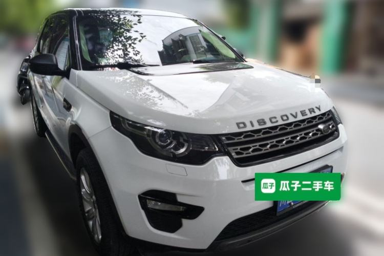 Used Land Rover Discovery Sport 2017 2.0T SE Front Right 45 Deg