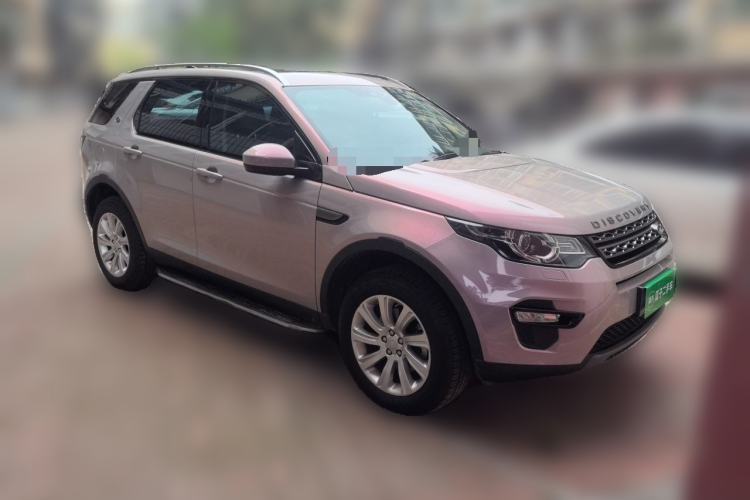 Used Land Rover Discovery Sport 2017 2.0T SE Front Right 45 Deg
