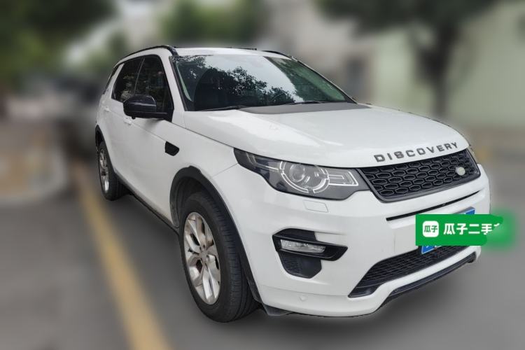 Used Land Rover Discovery Sport 2017 2.0T HSE Front Right 45 Deg
