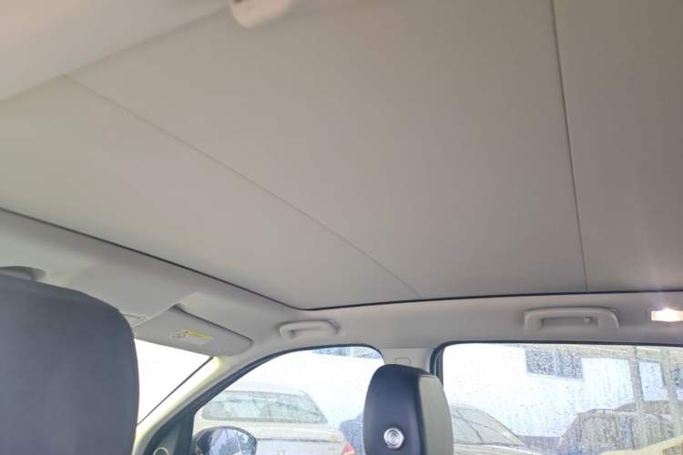 Used Land Rover Discovery Sport 2017 2.0T SE Headliner