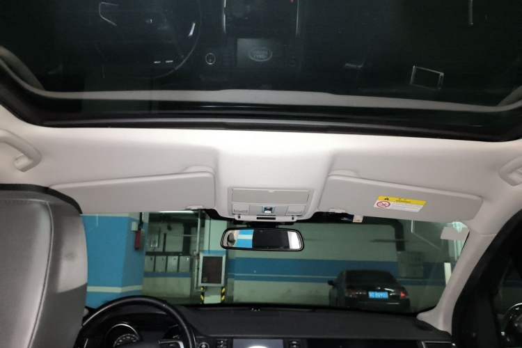 Used Land Rover Discovery Sport 2017 2.0T HSE Headliner