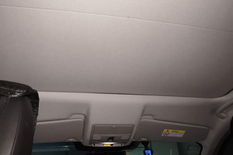 Used Land Rover Discovery Sport 2017 2.0T SE Headliner