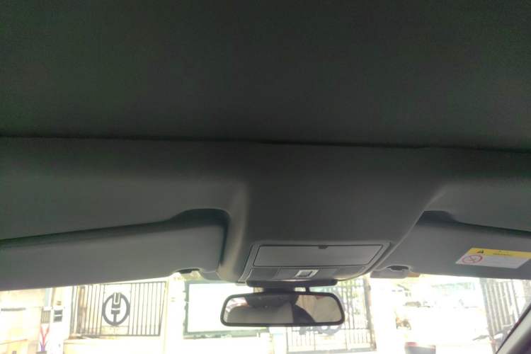 Used Land Rover Discovery Sport 2017 2.0T Cool Black Limited Edition Headliner