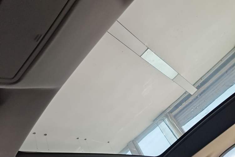 Used Land Rover Discovery Sport 2017 2.0T SE Headliner