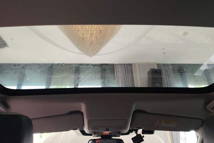 Used Land Rover Discovery Sport 2017 2.0T HSE Headliner