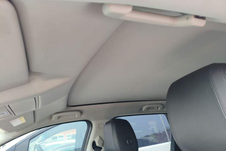 Used Land Rover Discovery Sport 2017 2.0T HSE Headliner