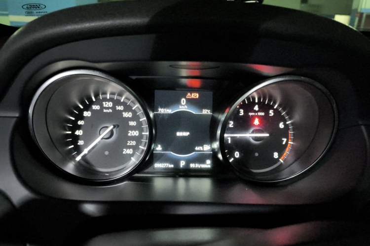 Used Land Rover Discovery Sport 2017 2.0T HSE Instrument Cluster