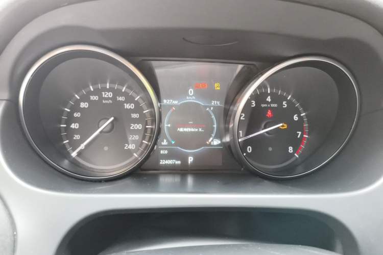 Used Land Rover Discovery Sport 2017 2.0T HSE LUXURY Instrument Cluster