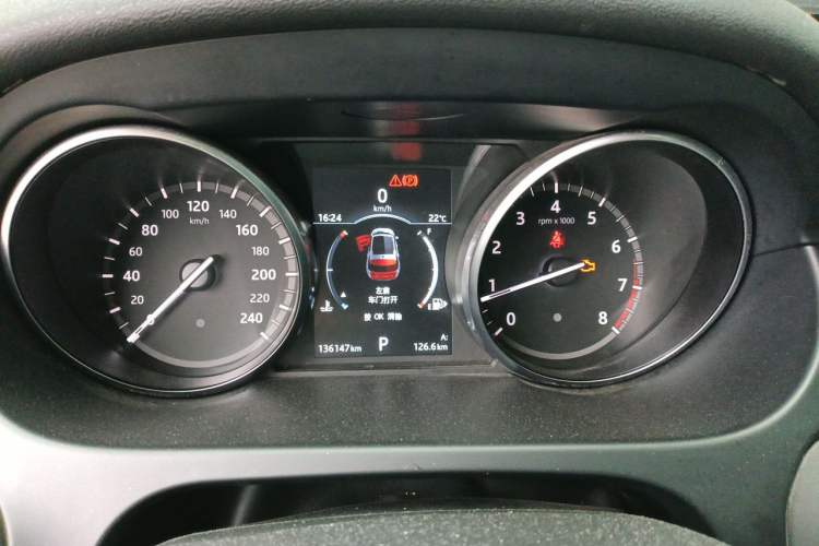Used Land Rover Discovery Sport 2017 2.0T SE Instrument Cluster