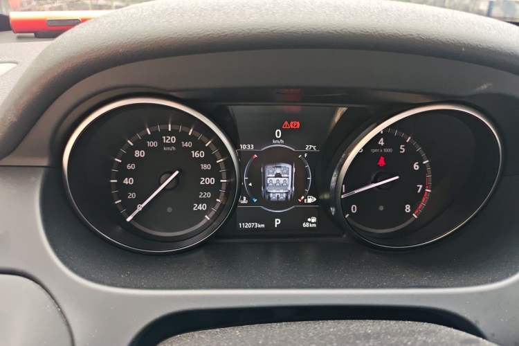 Used Land Rover Discovery Sport 2017 2.0T HSE Instrument Cluster