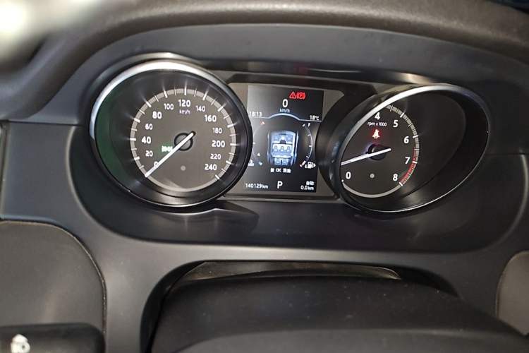 Used Land Rover Discovery Sport 2017 2.0T HSE Instrument Cluster
