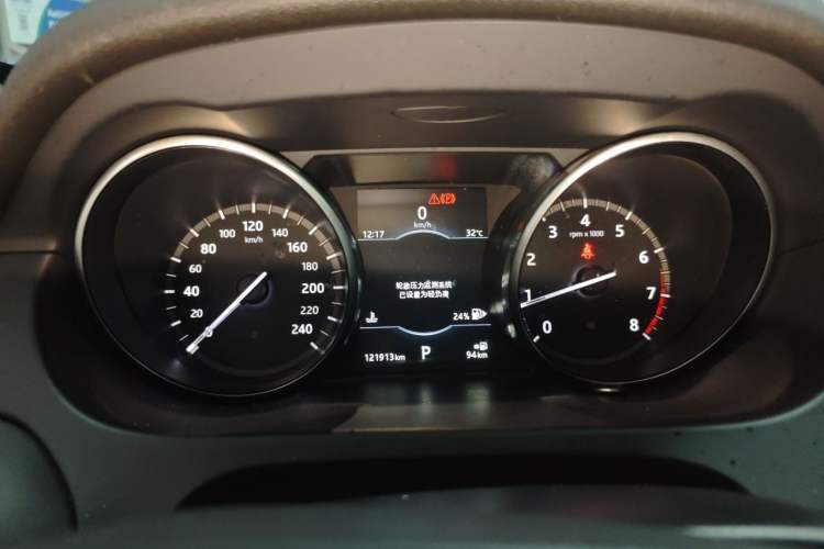 Used Land Rover Discovery Sport 2017 2.0T PURE Instrument Cluster