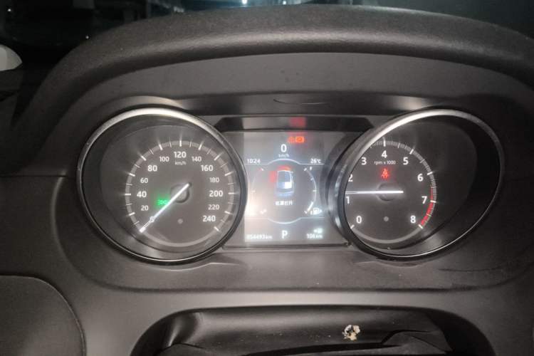 Used Land Rover Discovery Sport 2017 2.0T SE Instrument Cluster