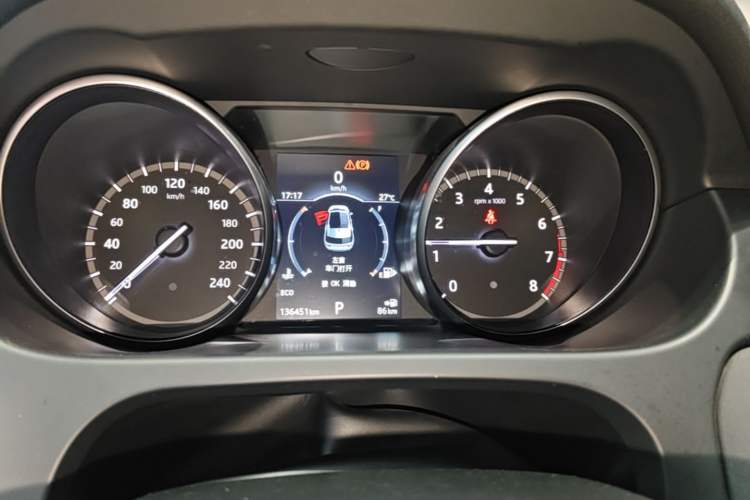 Used Land Rover Discovery Sport 2017 2.0T HSE Instrument Cluster
