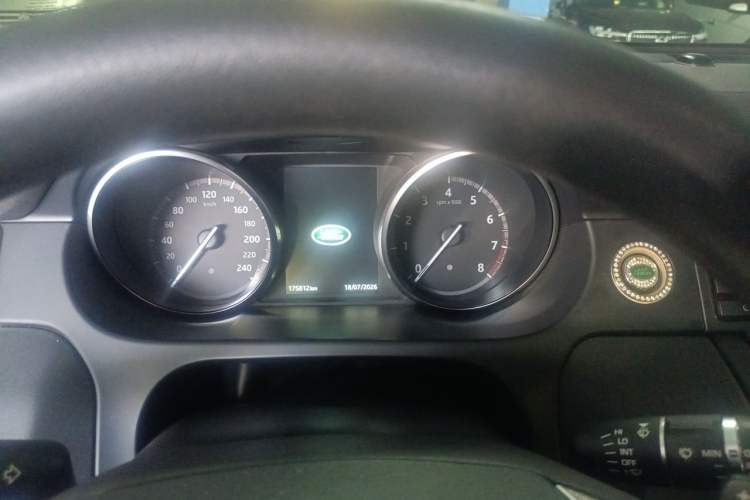 Used Land Rover Discovery Sport 2017 2.0T PURE Instrument Cluster