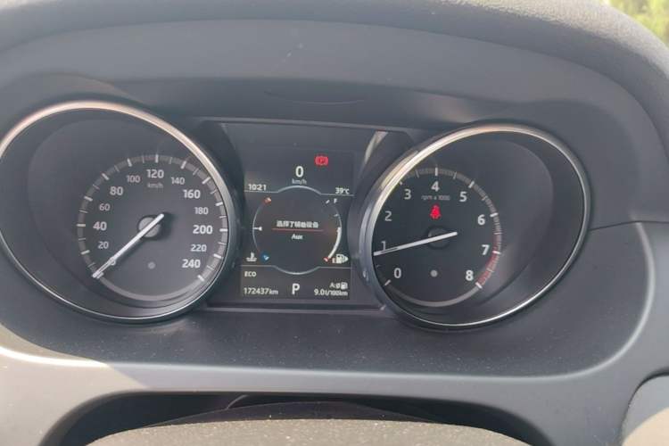 Used Land Rover Discovery Sport 2017 2.0T HSE Instrument Cluster