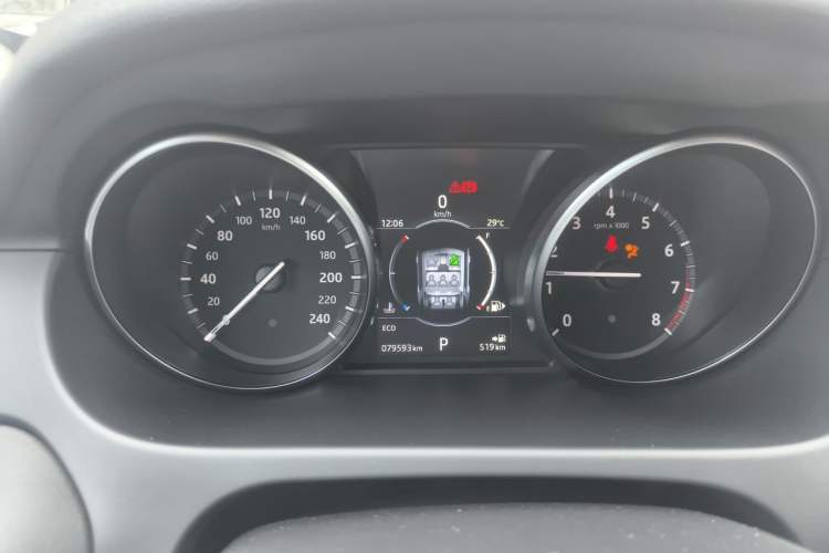 Used Land Rover Discovery Sport 2017 2.0T HSE Instrument Cluster
