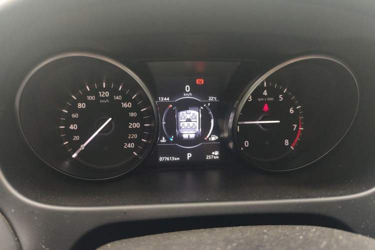 Used Land Rover Discovery Sport 2017 2.0T PURE Instrument Cluster